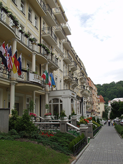 fasad-ulrika Самые бюджетные санатории и отели в Карловых Варах