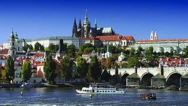 BX-Z5LYqzJQ Лучшие экскурсии по Чехии, Европе, Германии 